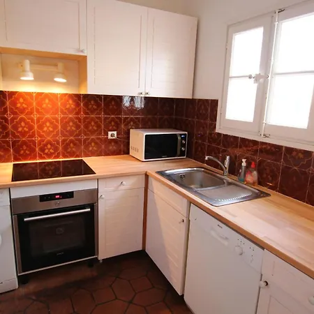 Fisherman House With Wifi And A Mooring In A Private Area - Parking Near-by Grimaud